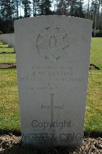 Heverlee War Cemetery - Barton, Ralph William