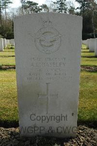 Heverlee War Cemetery - Baseley, Arthur Leonard