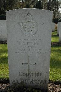 Heverlee War Cemetery - Berry, Kenneth George