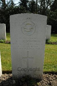 Heverlee War Cemetery - Bloomfield, Geoffrey John