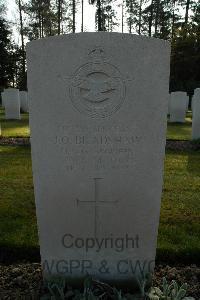 Heverlee War Cemetery - Bradshaw, John Olav