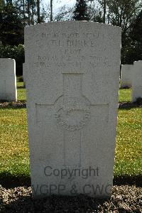 Heverlee War Cemetery - Burke, Edgar Lawrence