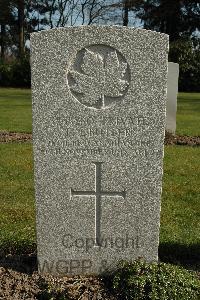 Heverlee War Cemetery - Butler, Frank Joseph