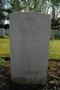 Heverlee War Cemetery - Carass, Leonard John