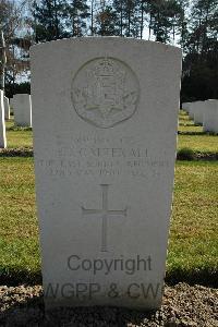 Heverlee War Cemetery - Catterall, Joseph John