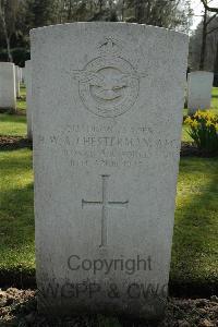 Heverlee War Cemetery - Chesterman, Humphrey William Albert