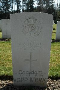 Heverlee War Cemetery - Clarke, John Arthur