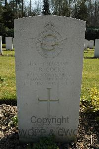 Heverlee War Cemetery - Cocks, Frank Robert