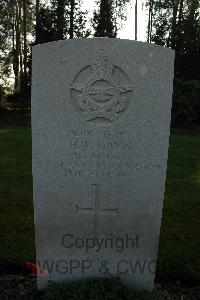 Heverlee War Cemetery - Davis, Harry Walter