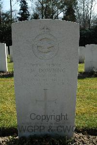 Heverlee War Cemetery - Downing, John Wallace