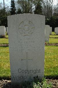 Heverlee War Cemetery - Driver, Paul Edward