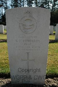 Heverlee War Cemetery - Edwards, Kenneth Fraser