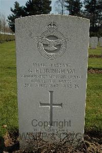 Heverlee War Cemetery - Eltringham, George