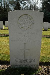 Heverlee War Cemetery - Flynn, Terence