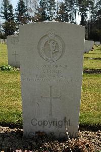 Heverlee War Cemetery - Ford, James