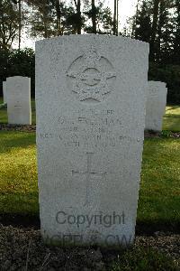 Heverlee War Cemetery - Freeman, George Frank