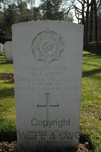 Heverlee War Cemetery - Geere, Kenneth John