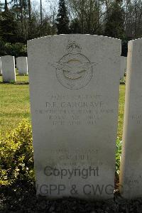 Heverlee War Cemetery - Hill, Geoffrey Maxted