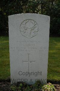 Heverlee War Cemetery - Hirst, Stanley