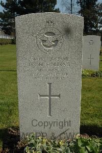 Heverlee War Cemetery - Holding, Dennis Charles Herbert