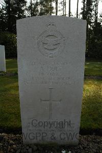 Heverlee War Cemetery - Holt, Alan