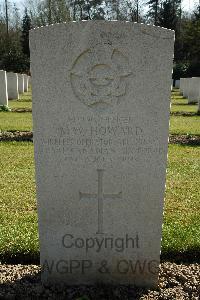 Heverlee War Cemetery - Howard, Maurice William