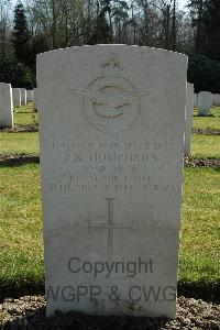 Heverlee War Cemetery - Humphries, Peter Rowland