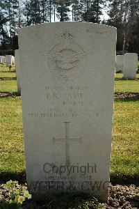 Heverlee War Cemetery - James, Bernard Rees