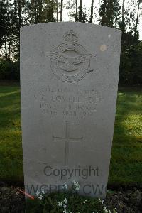 Heverlee War Cemetery - Lovell, Victor Charles