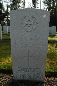 Heverlee War Cemetery - MacDonald, James Ignatius