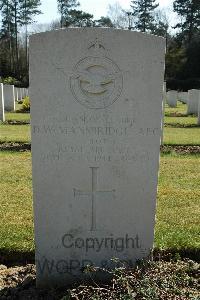 Heverlee War Cemetery - Mansbridge, Donald William