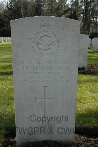 Heverlee War Cemetery - Mayor, John Richard