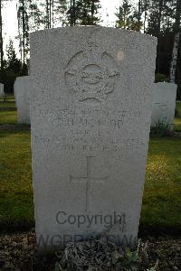 Heverlee War Cemetery - McLeod, Donald Hugh