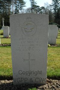 Heverlee War Cemetery - Meech, James Matthew