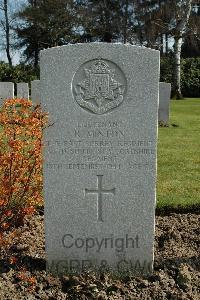 Heverlee War Cemetery - Minton, Richard