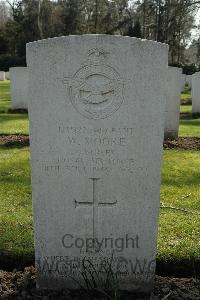 Heverlee War Cemetery - Moore, Walter