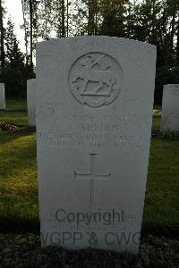 Heverlee War Cemetery - Morris, Harry