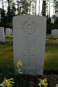 Heverlee War Cemetery - Nazar, Peter