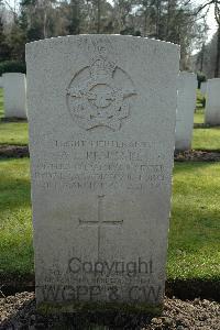 Heverlee War Cemetery - Penhale, Allan Frayne