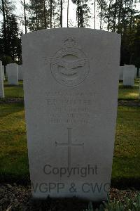 Heverlee War Cemetery - Potter, Eric Bradley