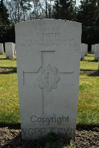 Heverlee War Cemetery - Potts, Thomas