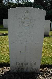 Heverlee War Cemetery - Pryke, George Arthur