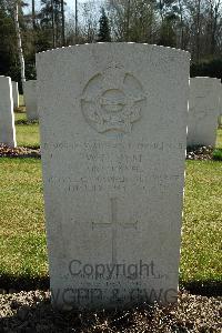 Heverlee War Cemetery - Pym, William Harold