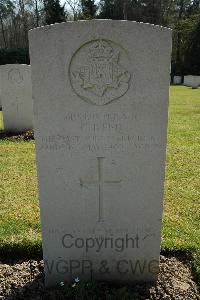 Heverlee War Cemetery - Reed, Charles