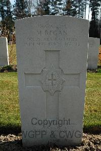 Heverlee War Cemetery - Regan, Matthew