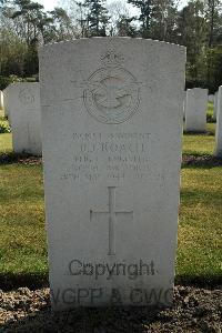 Heverlee War Cemetery - Roach, Basil John