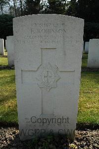 Heverlee War Cemetery - Robinson, Frank