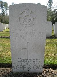 Heverlee War Cemetery - Russell, William Noel Thomsett