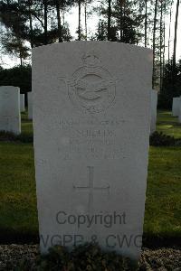 Heverlee War Cemetery - Shields, James