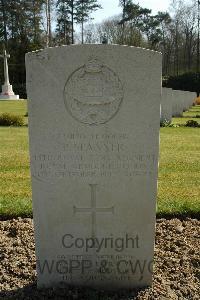 Heverlee War Cemetery - Spanner, Peter